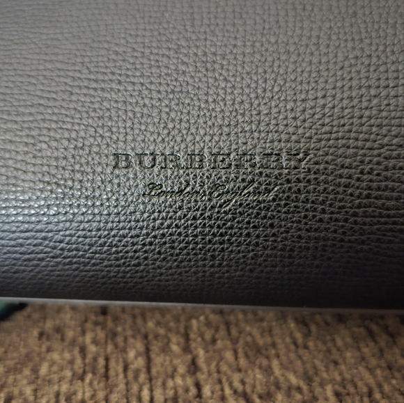 Burberry medium tote - Picture 5 of 16